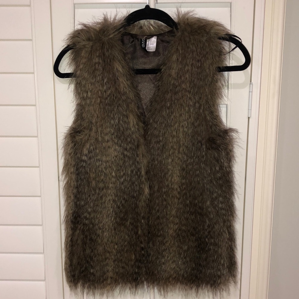 Faux fur brown vest size 2